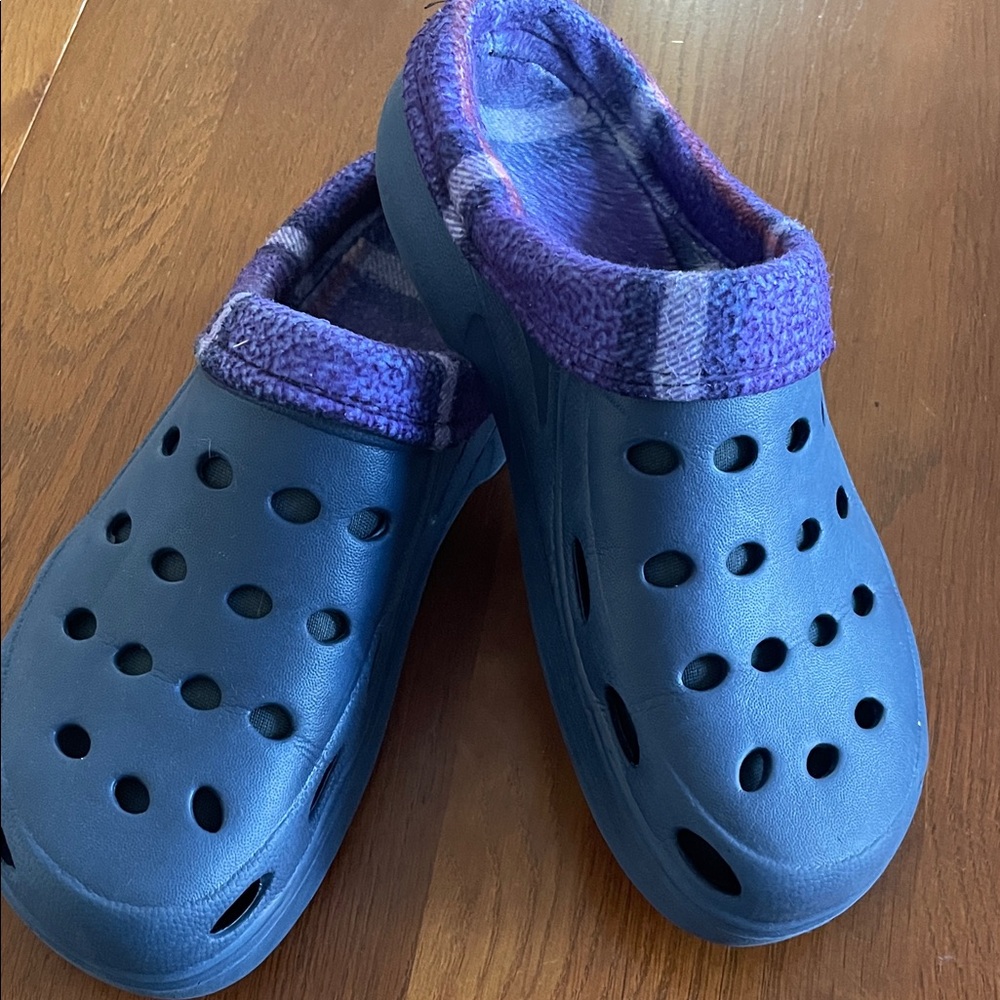 Women’s Blue Warm Lined Slip-On Shoes House Shoes